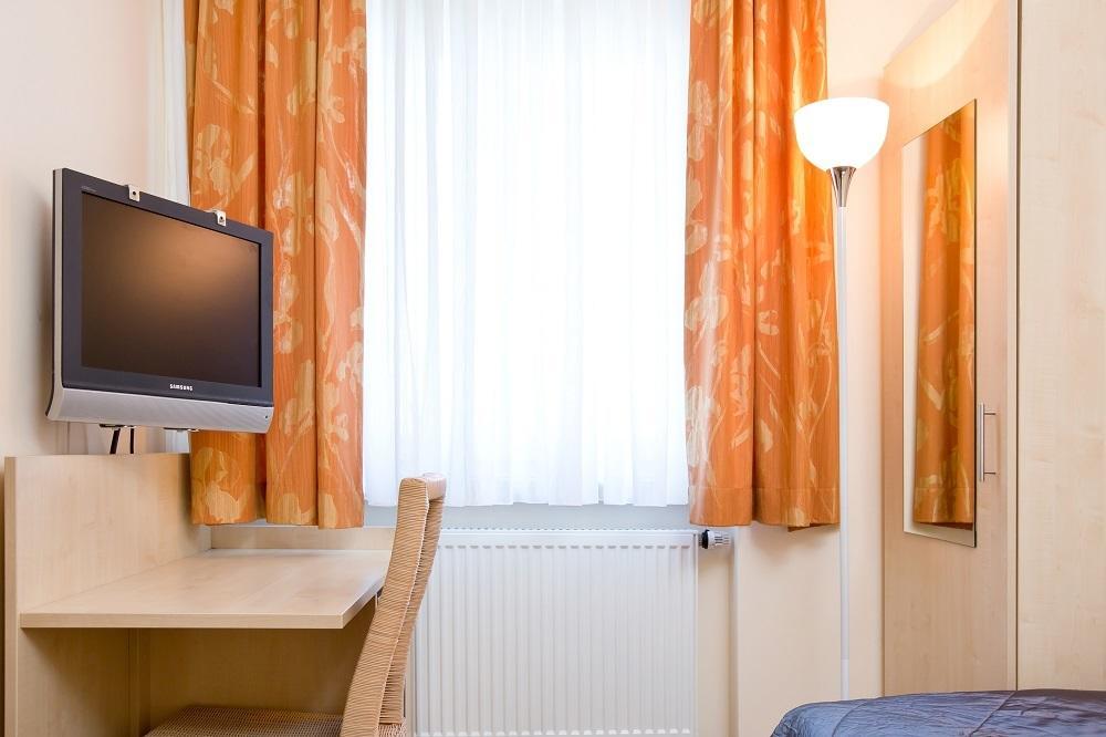 Haus Fabry Hotel Хилден Стая снимка