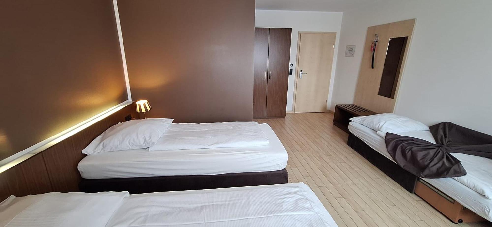 Haus Fabry Hotel Хилден Екстериор снимка